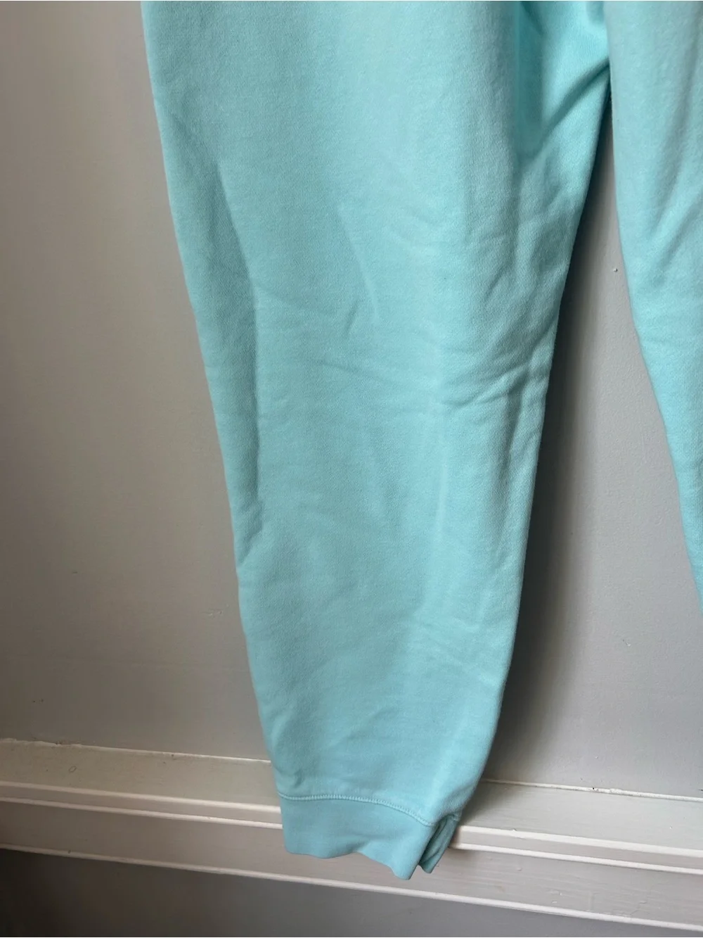 Nike youth Sportswear Club Fleece Mid-Rise Joggers Light Baby Blue youth XL